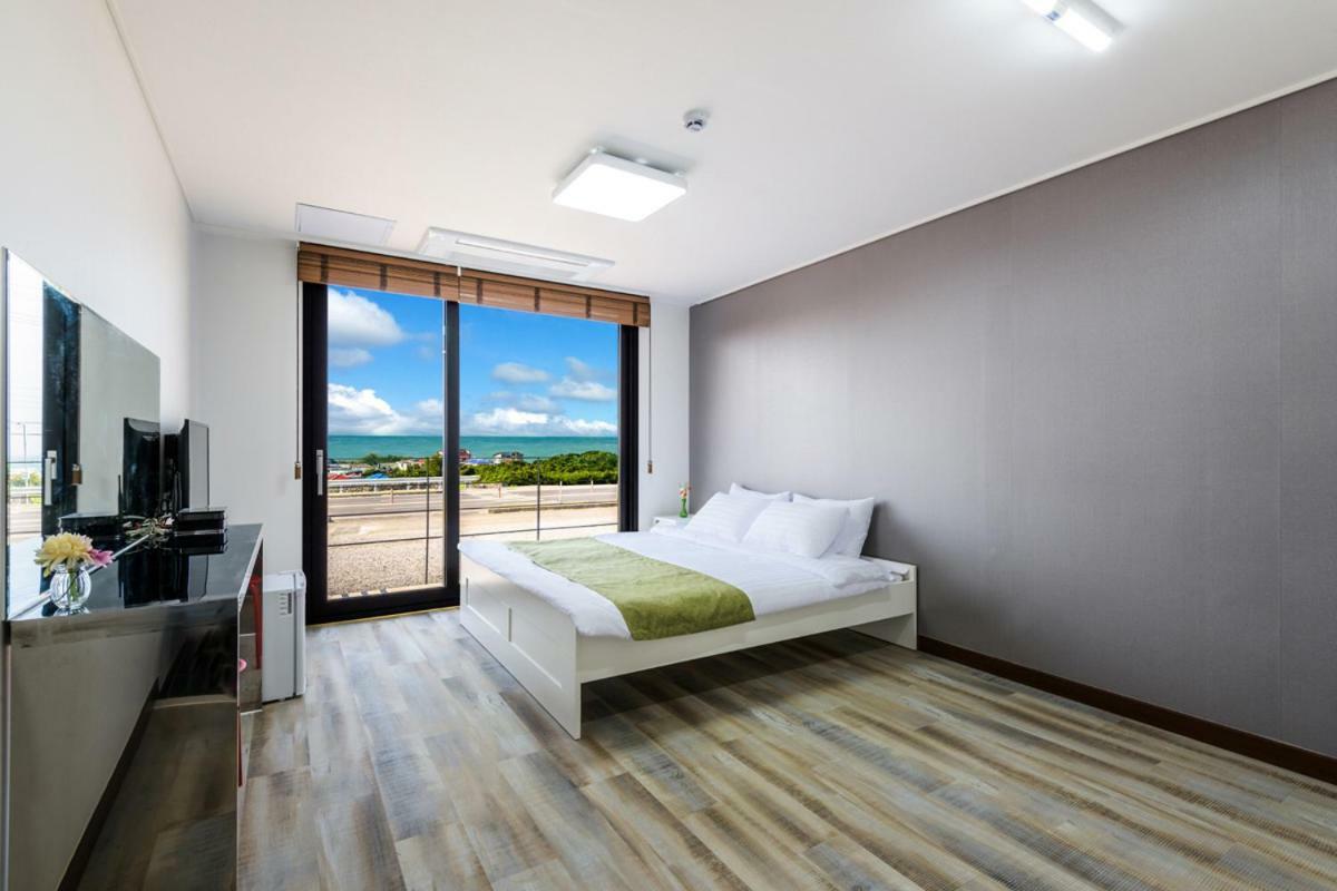 Jeju Mabin & Le Mabin Pension Экстерьер фото