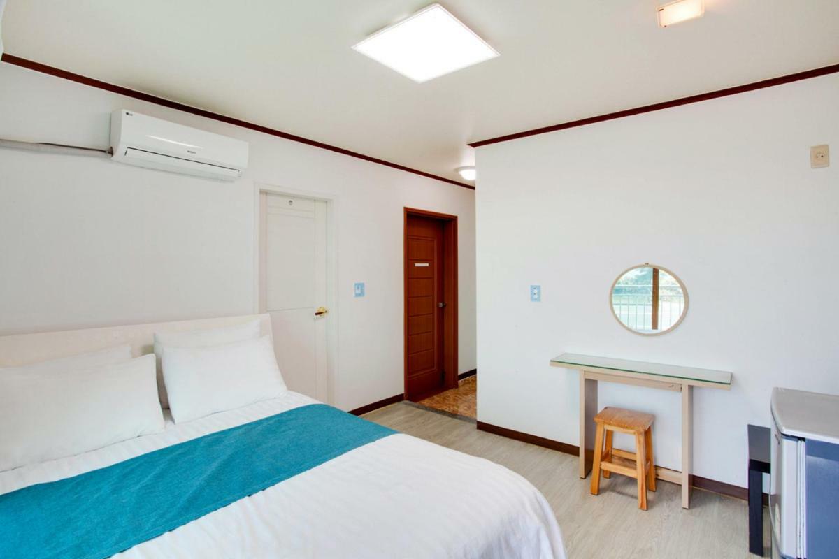 Jeju Mabin & Le Mabin Pension Экстерьер фото