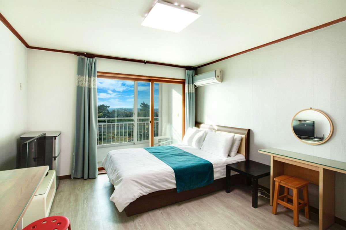 Jeju Mabin & Le Mabin Pension Экстерьер фото